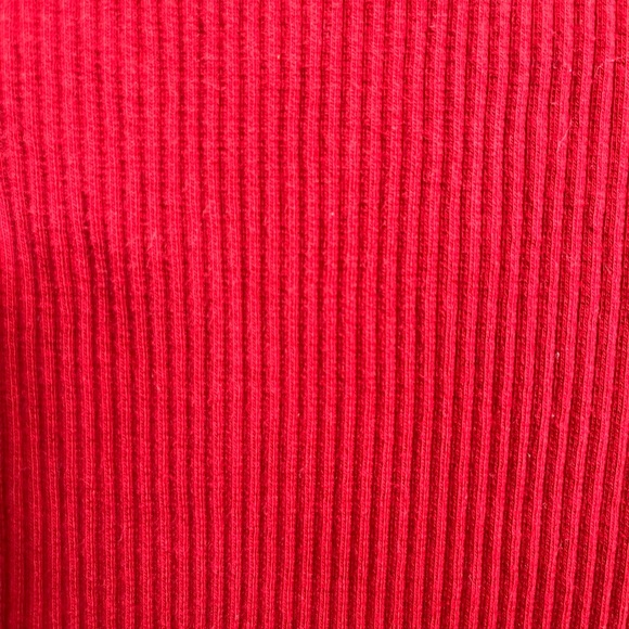 Uniqlo Ribbed 3/4 Sleeve Red Top, Size XS - Picture 5 of 5